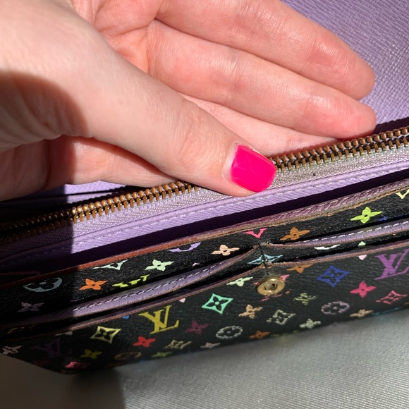 Louis Vuitton Takashi Murakami Sarah Wallet - Picture 5 of 15